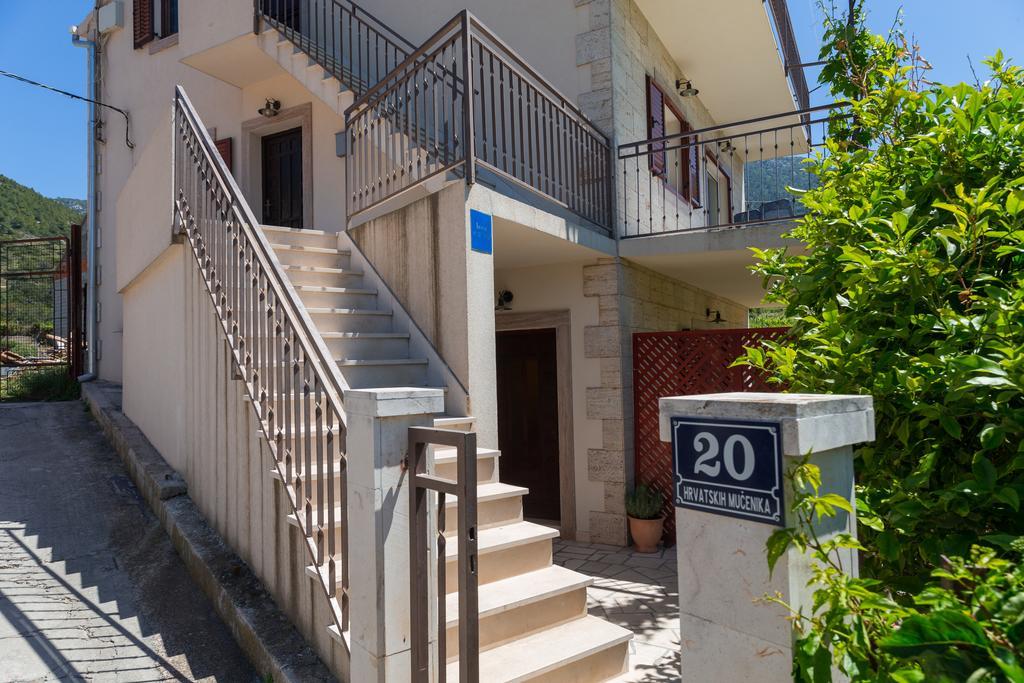 Apartments Popaj Komiža Exterior foto